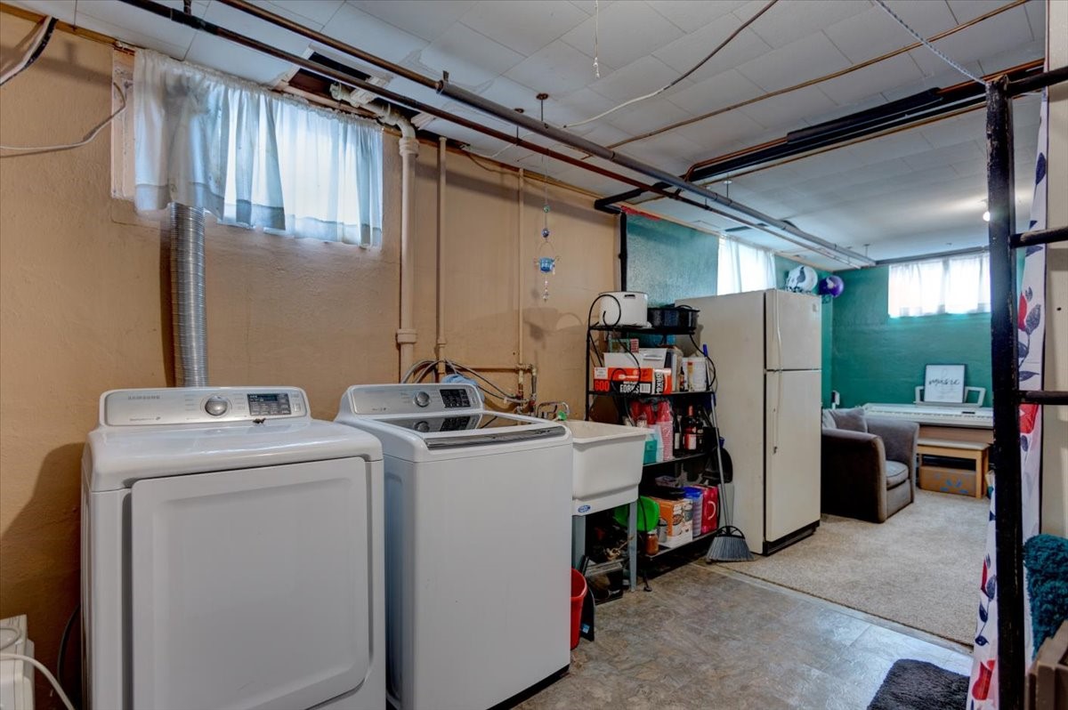 146-Maple-Glenwood-City-WI-54013-6