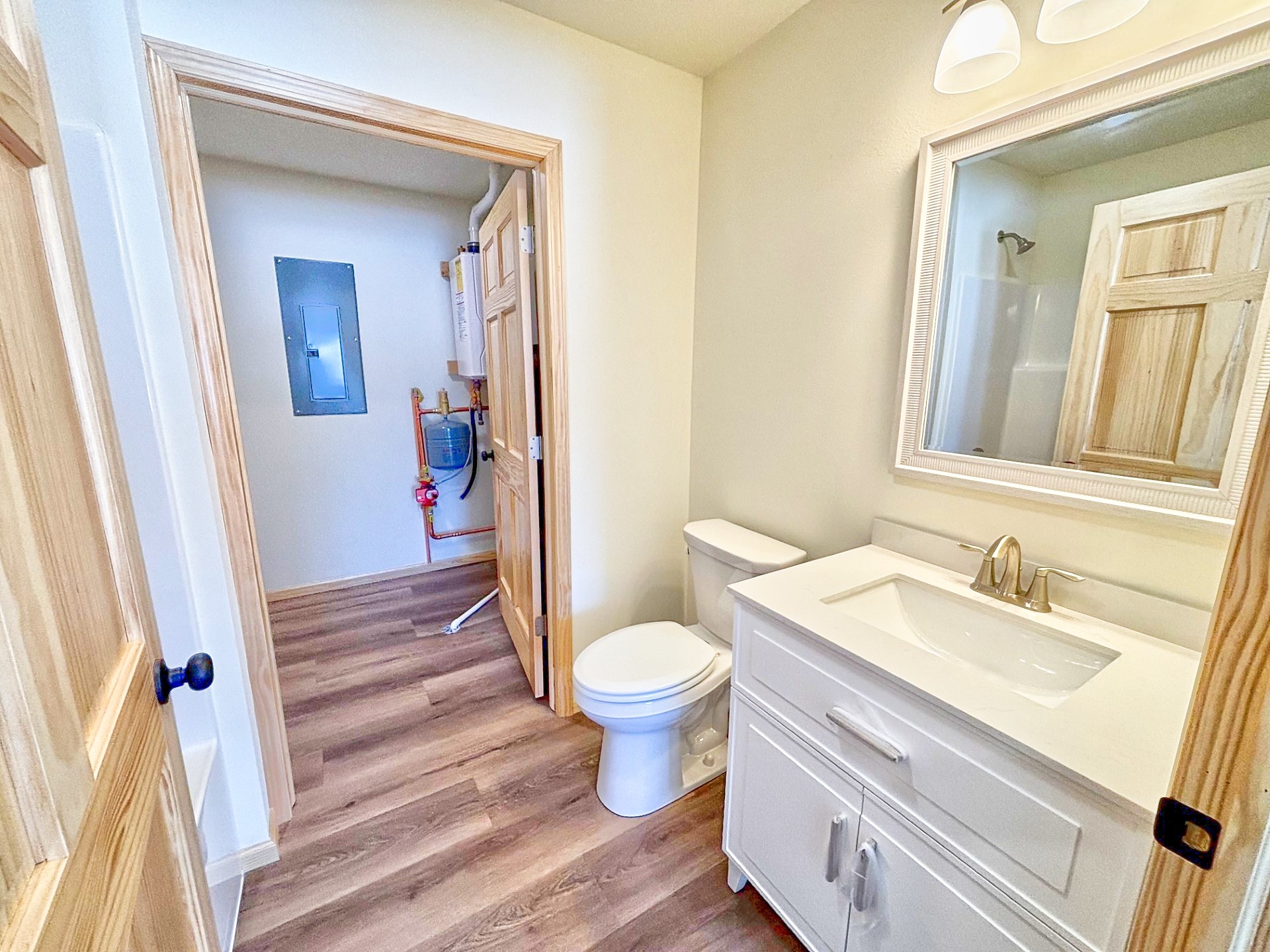 1520-Woodland-Spooner-WI-54801-4