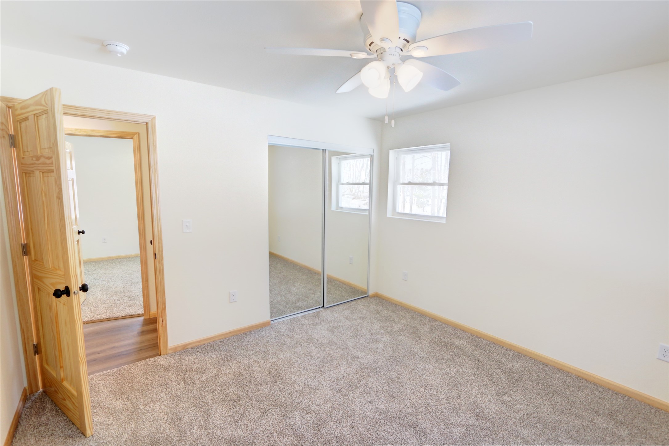 1520-Woodland-Spooner-WI-54801-6