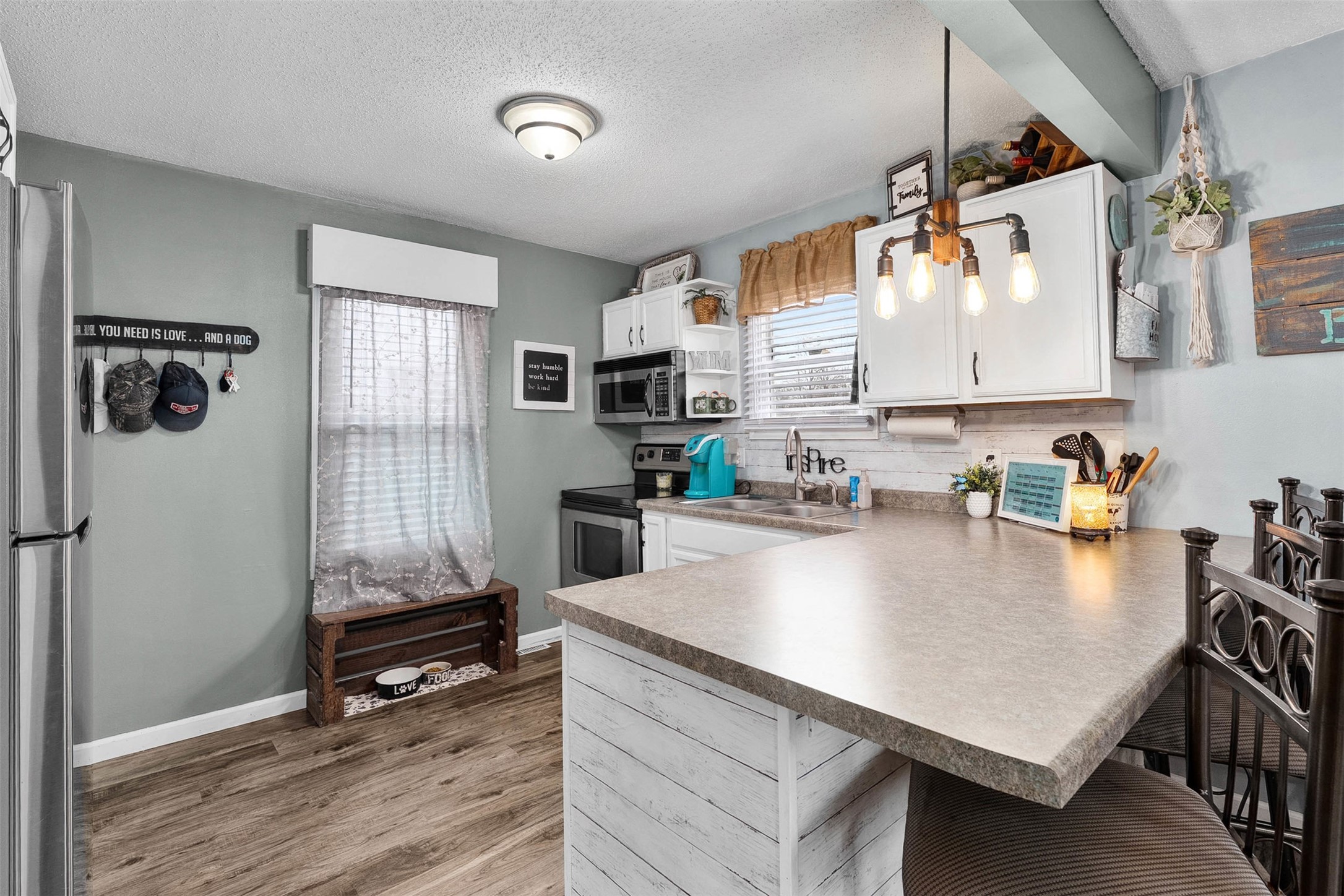 1622-Sherwin-Eau-Claire-WI-54701-5