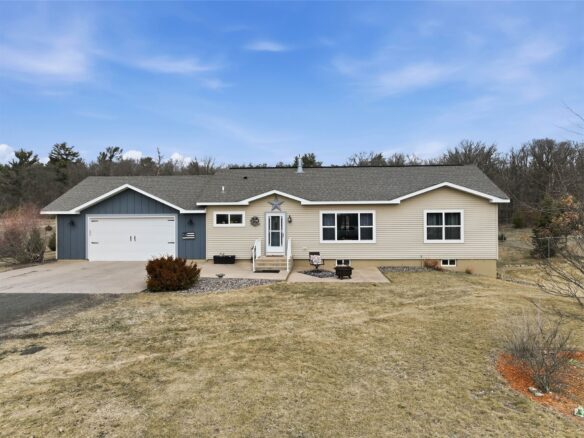 17768 120th Avenue, Chippewa Falls, WI
