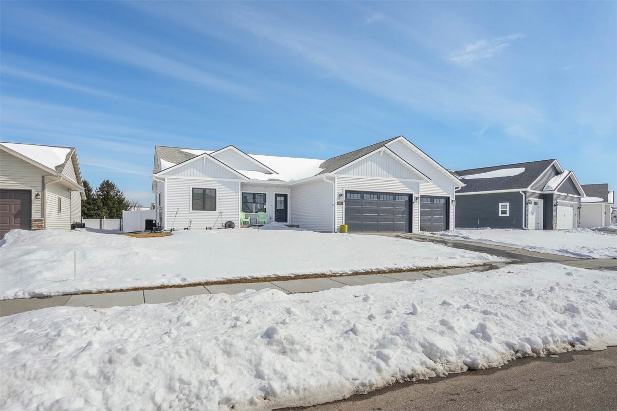 1853 Tucker Trail, Eau Claire, WI