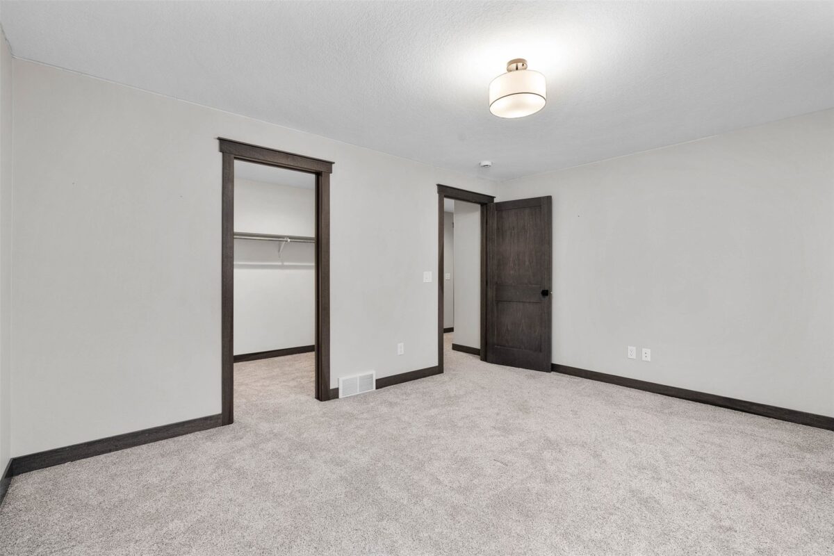 1853 Tucker Trail, Eau Claire, WI