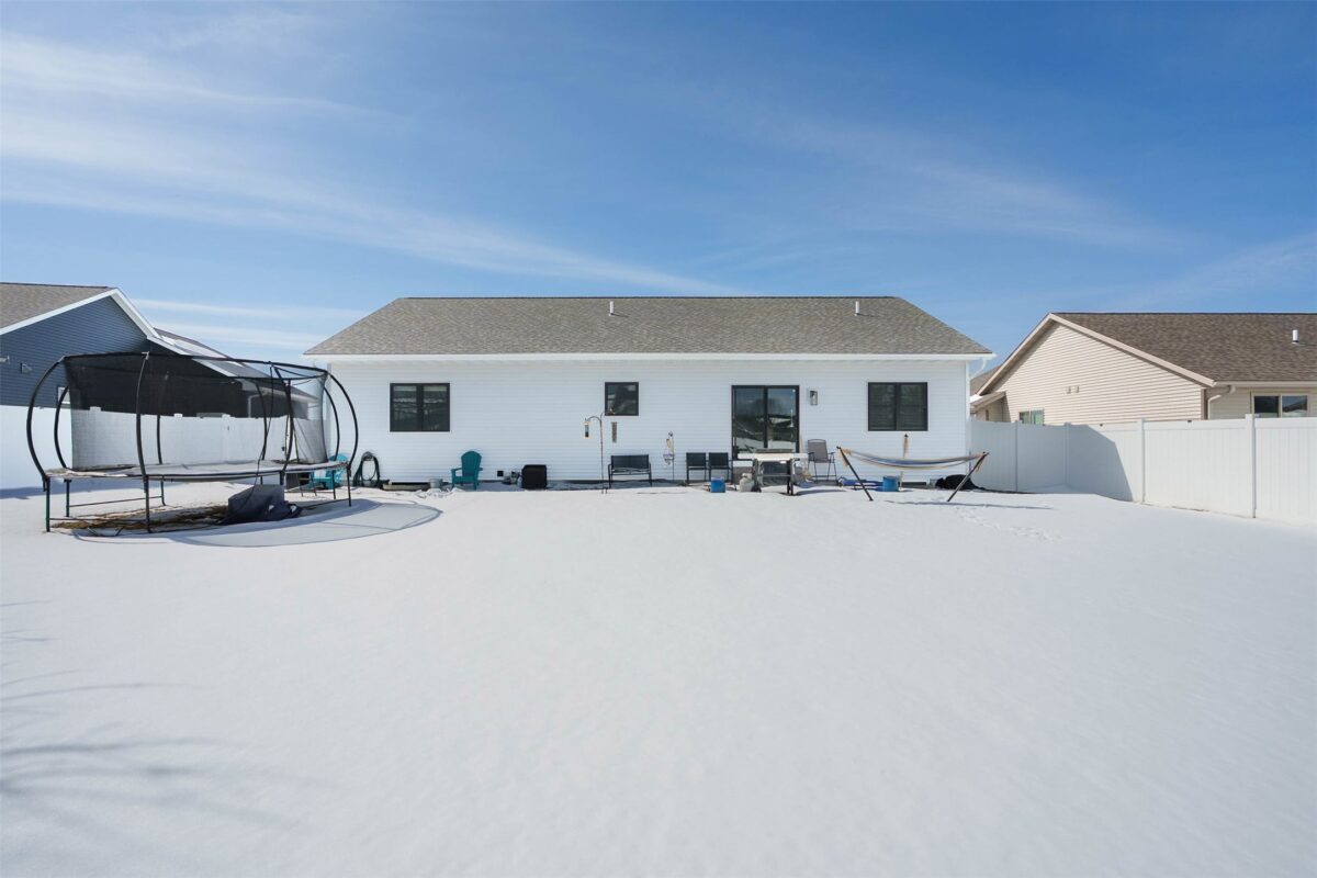 1853 Tucker Trail, Eau Claire, WI