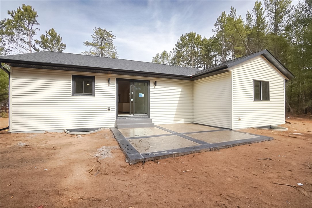 20251-72nd-Chippewa-Falls-WI-54729-9