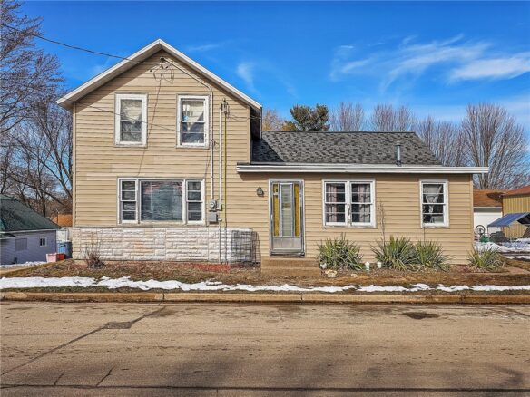 204 2nd Street Black River Falls WI 54615 — photo 1