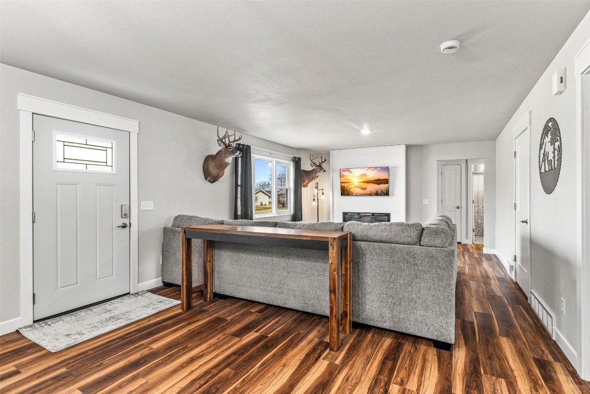 2100-26th-Bloomer-WI-54724-1