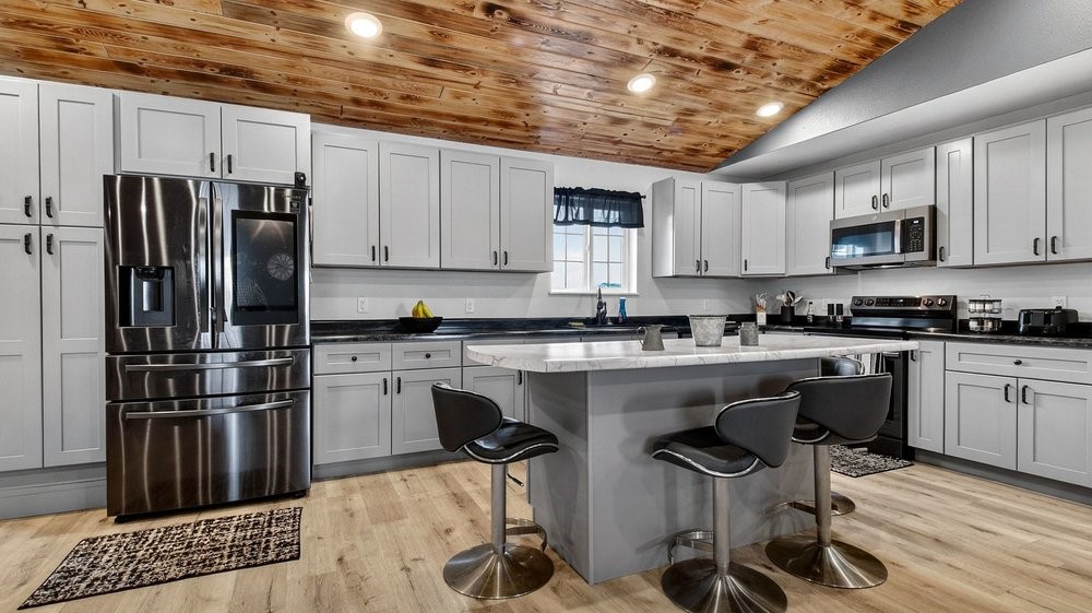 2165-20-78-Rice-Lake-WI-54868-3