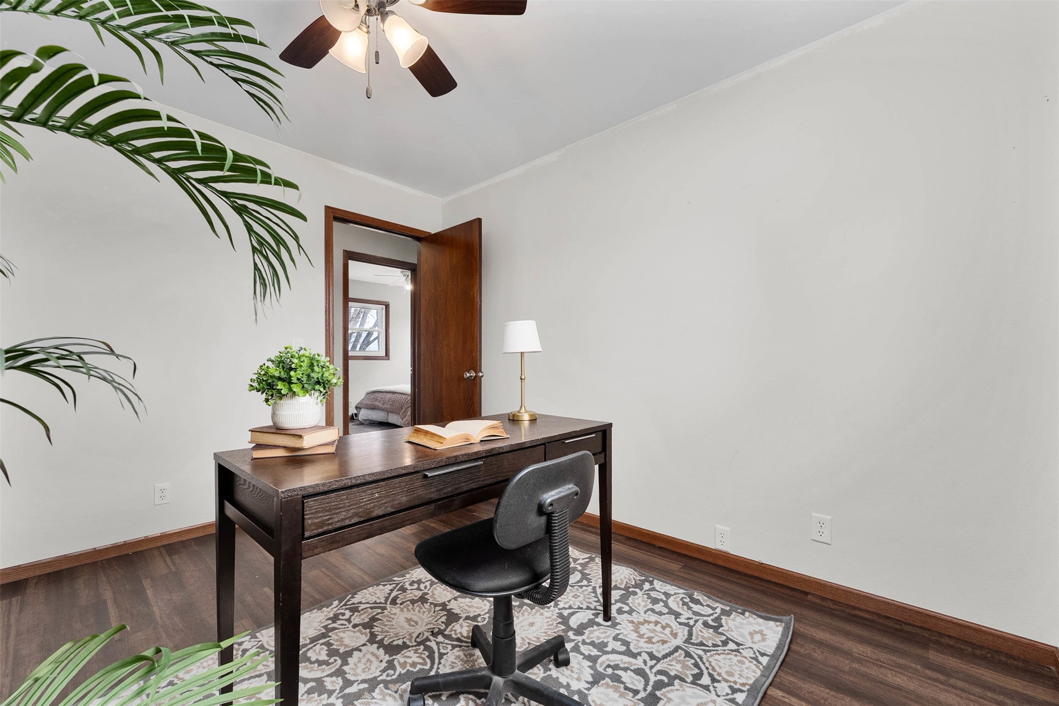 2234-Freeway-Bloomer-WI-54724-7