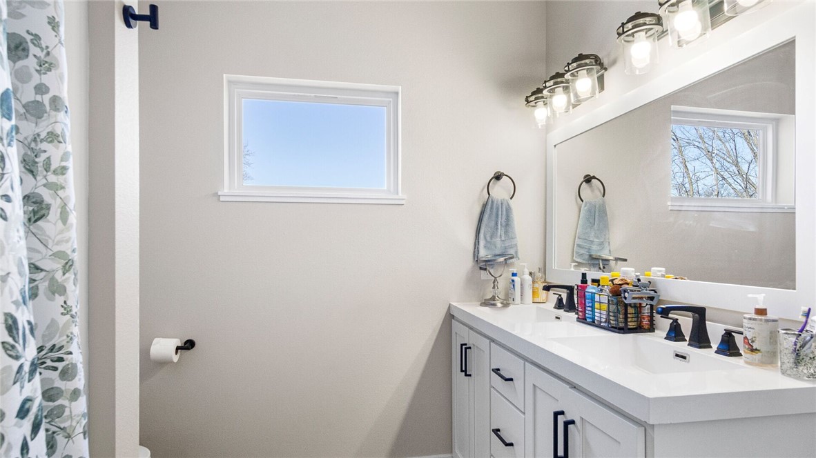 2341-2nd-Eau-Claire-WI-54703-1