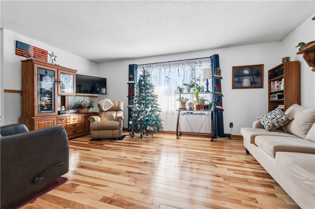 2388-10-34-Cameron-WI-54822-3