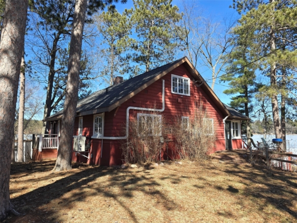 Residentialhouse for sale picture with an address of  2626 7 1/4 Avenue in Chetek and a list price of 249000