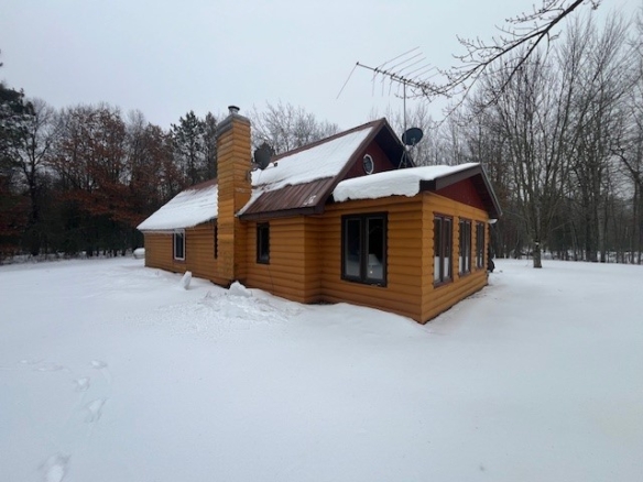 Residentialhouse for sale picture with an address of  26870 Fairgrounds Road in Webster and a list price of 209000