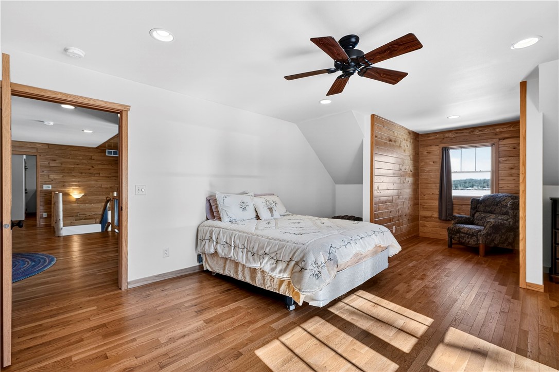 2709-27-38-Mikana-WI-54857-4