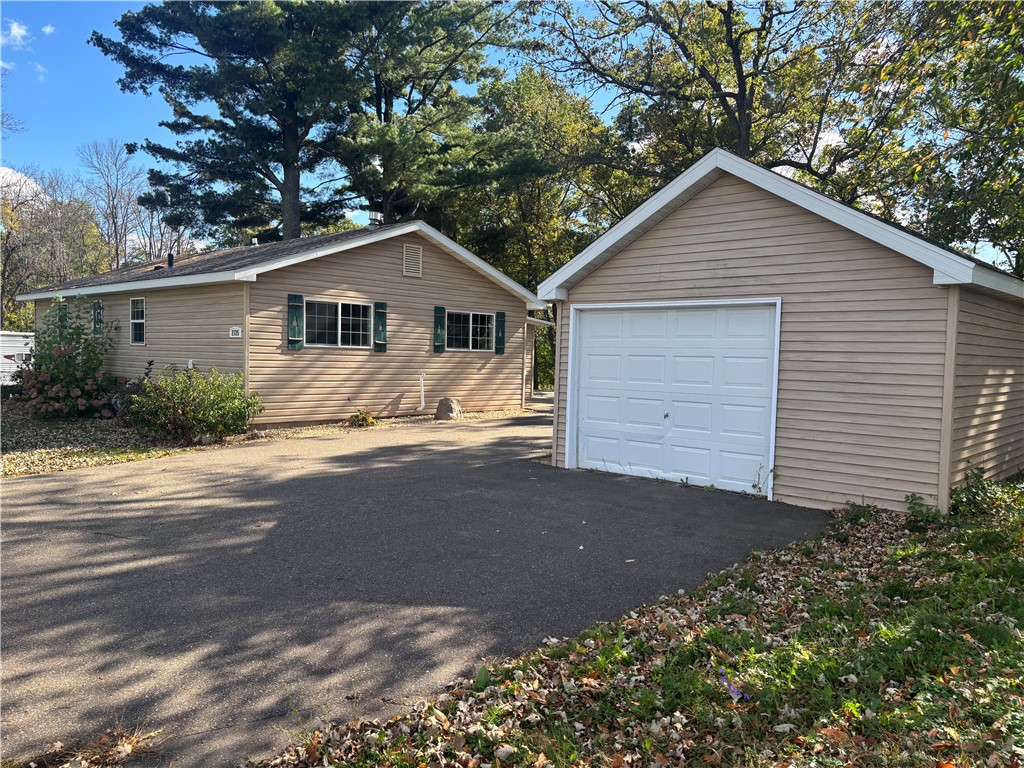 2725-26-78-Ave-Mikana-WI-54857-9