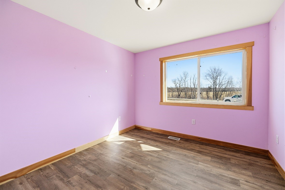 27633-182nd-Holcombe-WI-54745-2