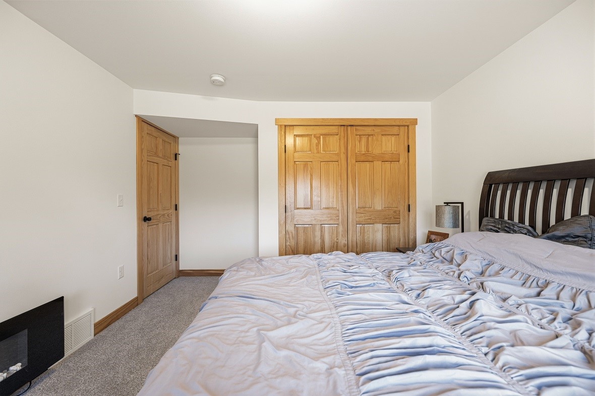 27633-182nd-Holcombe-WI-54745-6