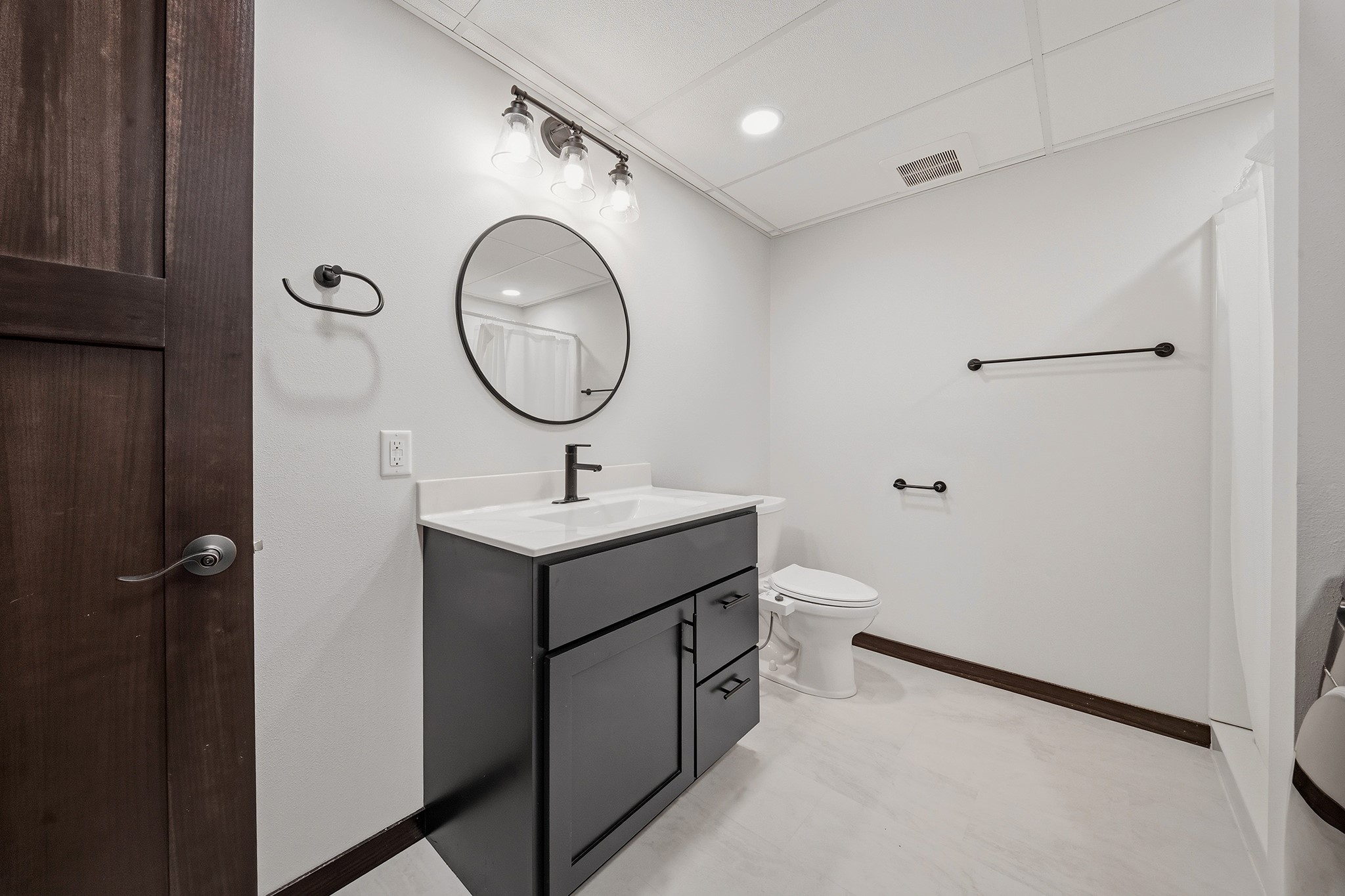 3019-Deerfield-Eau-Claire-WI-54703-5