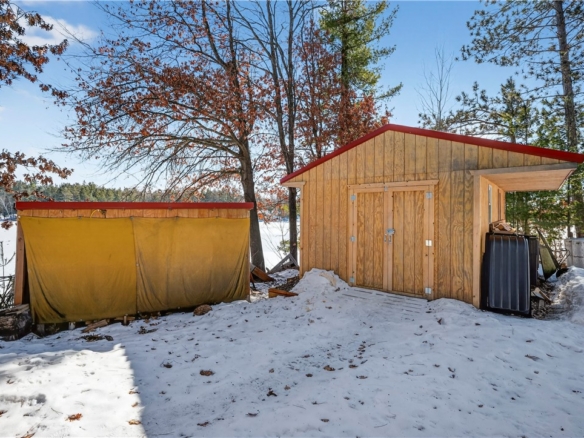 Residentialhouse for sale picture with an address of  30276 Nicaboyne Lake Road in Danbury and a list price of 222500
