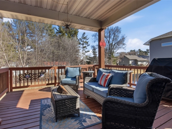 Residentialhouse for sale picture with an address of  3029 Hidden Meadow Court in Eau Claire and a list price of 529000