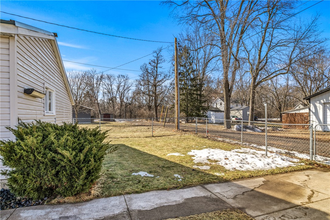 308-Cobban-Chippewa-Falls-WI-54729-8