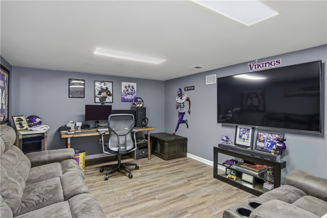 3210-Midway-Eau-Claire-WI-54703-5