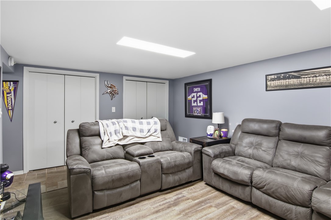 3210-Midway-Eau-Claire-WI-54703-6