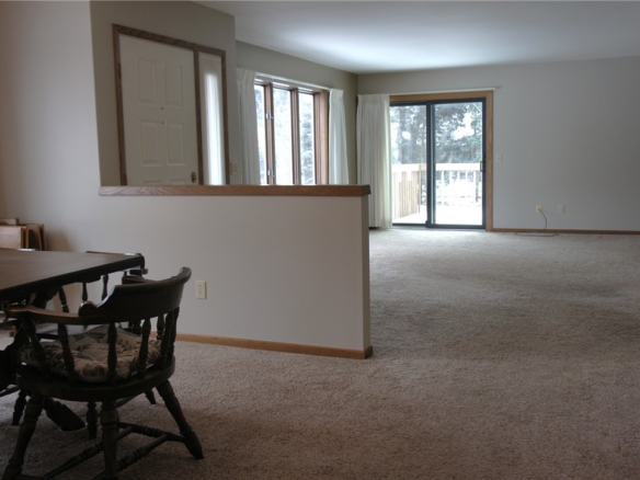 Residentialhouse for sale picture with an address of  3371 Westhaven Court in Eau Claire and a list price of 289900