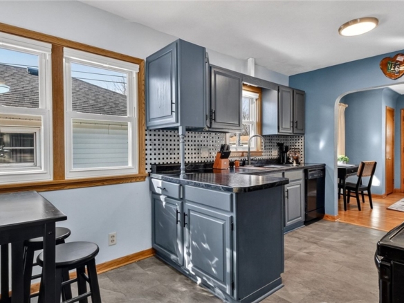 Residentialhouse for sale picture with an address of  3403 Valmont Avenue in Altoona and a list price of 314900