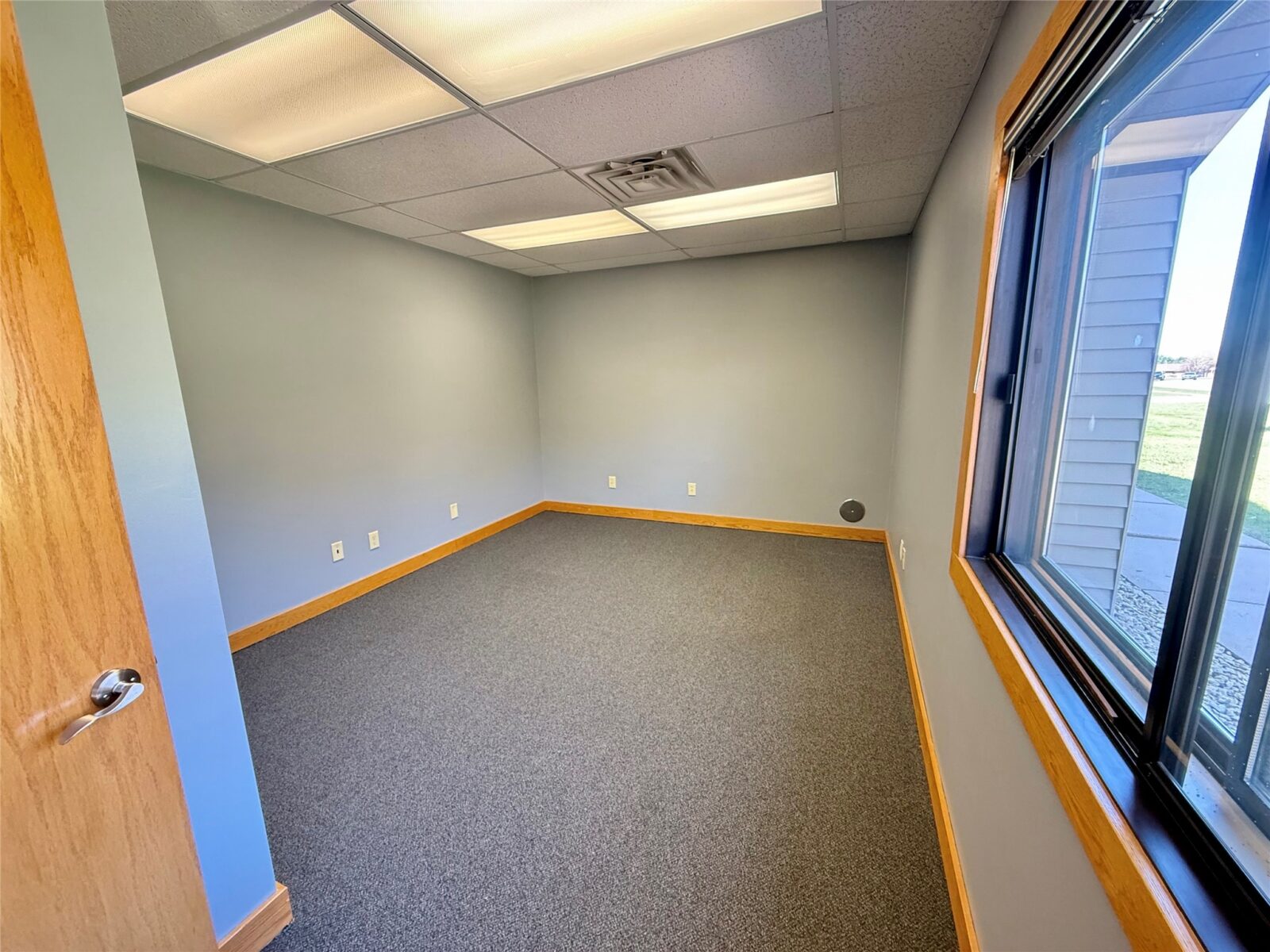 3409 Golf Road Eau Claire WI 54701 — photo 11