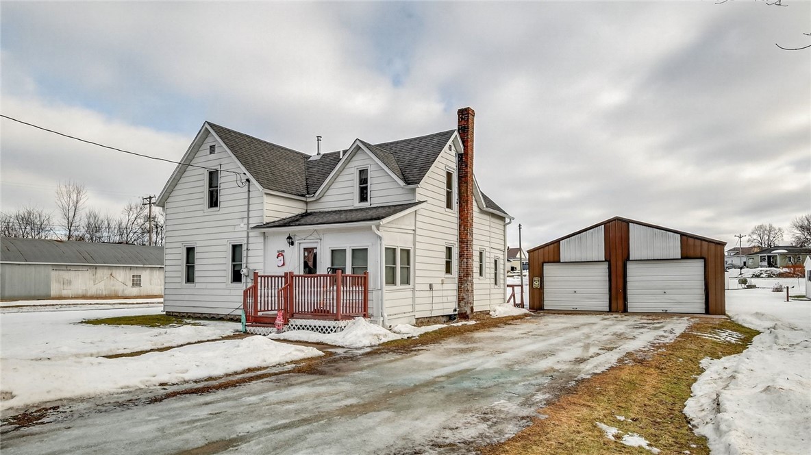 35482-4th-Independence-WI-54747-8