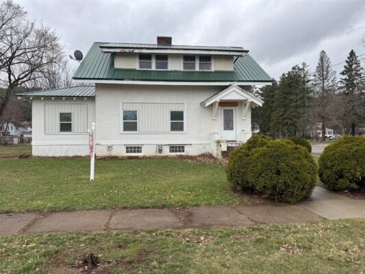 35635 5th Street Independence WI 54747 — photo 1