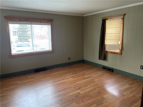 Residentialhouse for sale picture with an address of  363 5th Avenue in Park Falls and a list price of 139900