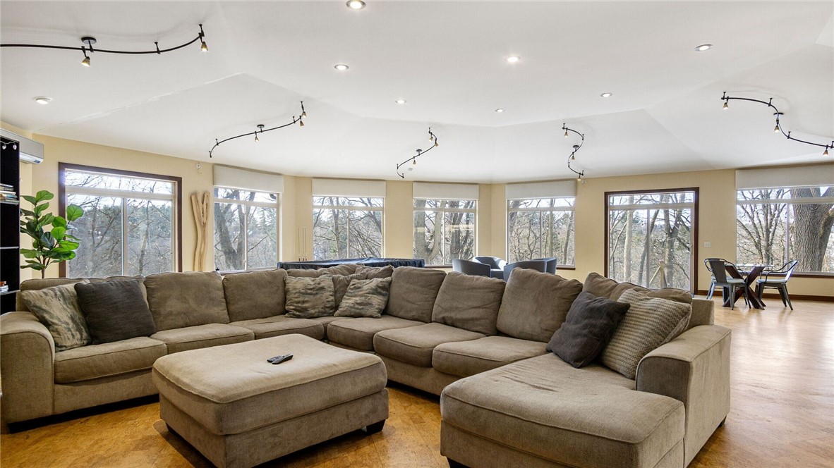 3701 E Clairemont Avenue Eau Claire WI 54701 — photo 14