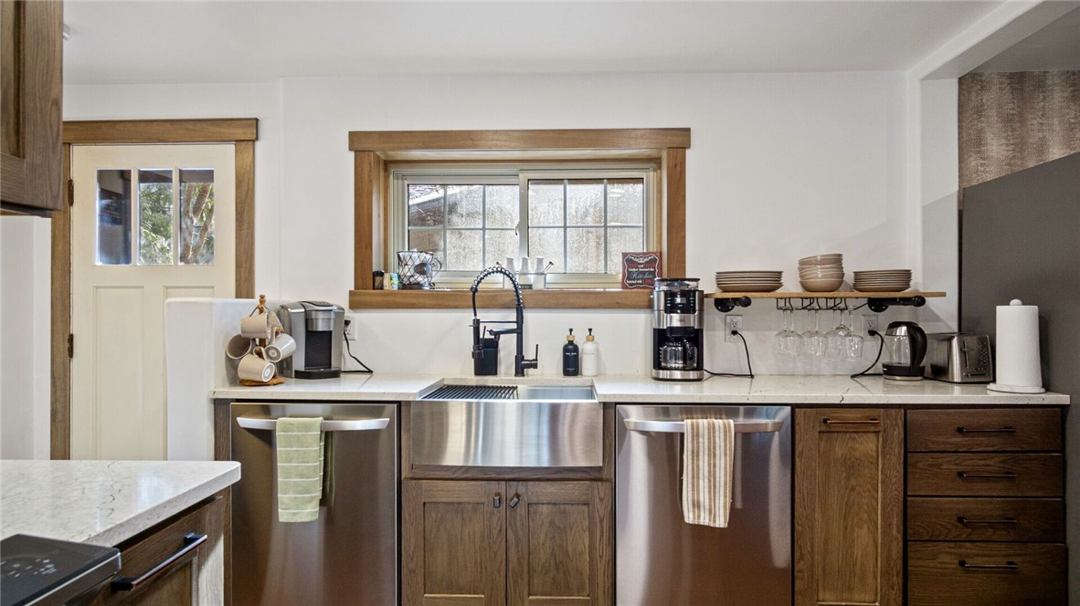 3701 E Clairemont Avenue Eau Claire WI 54701 — photo 33