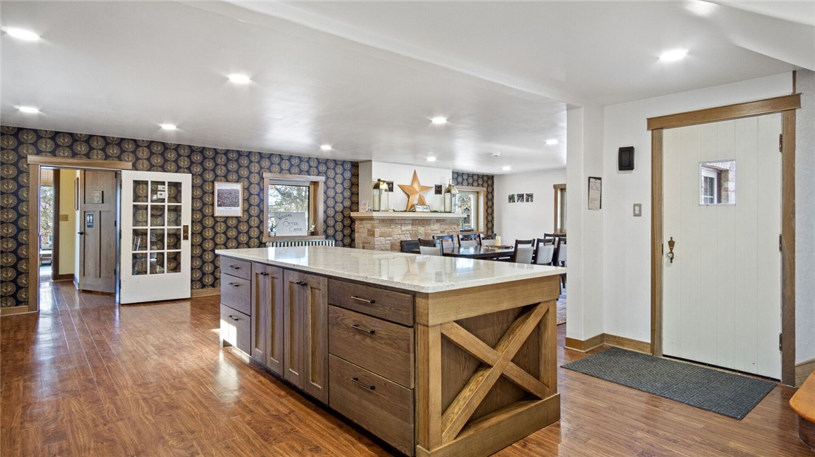 3701 E Clairemont Avenue Eau Claire WI 54701 — photo 34