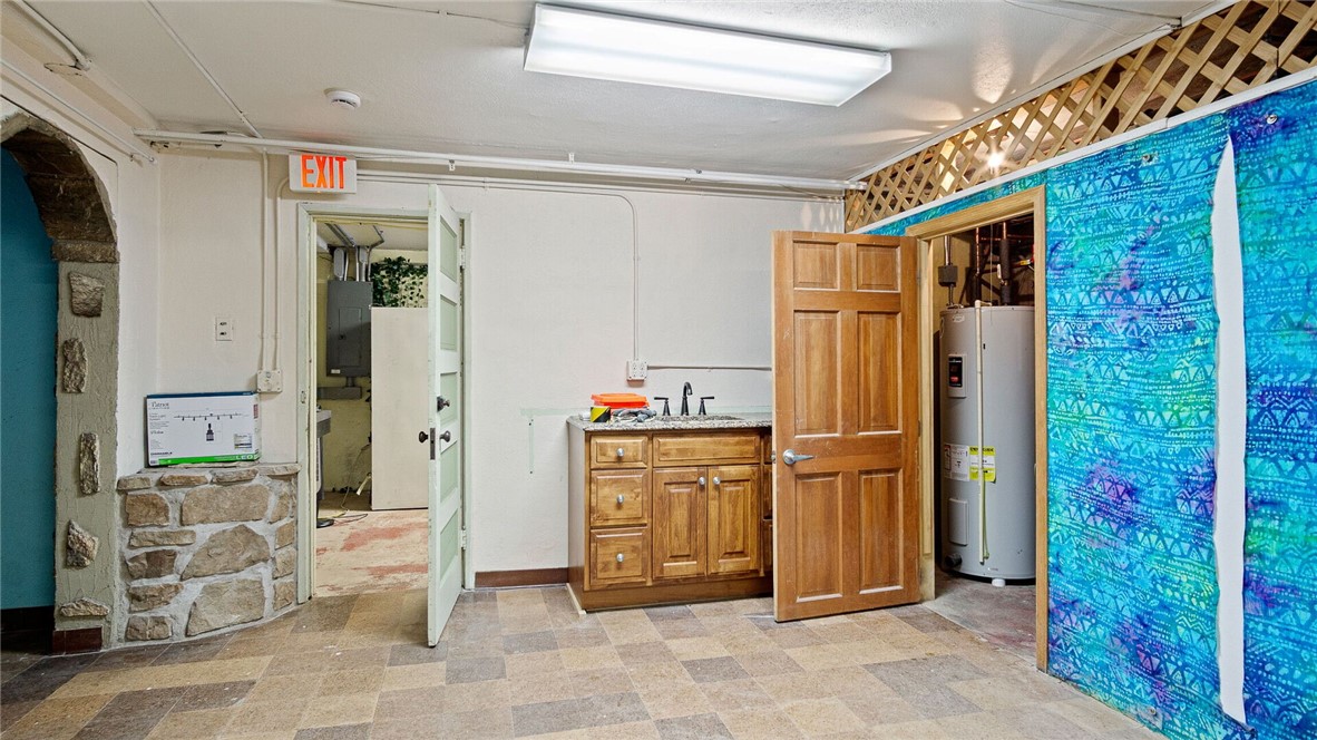 3701 E Clairemont Avenue Eau Claire WI 54701 — photo 52