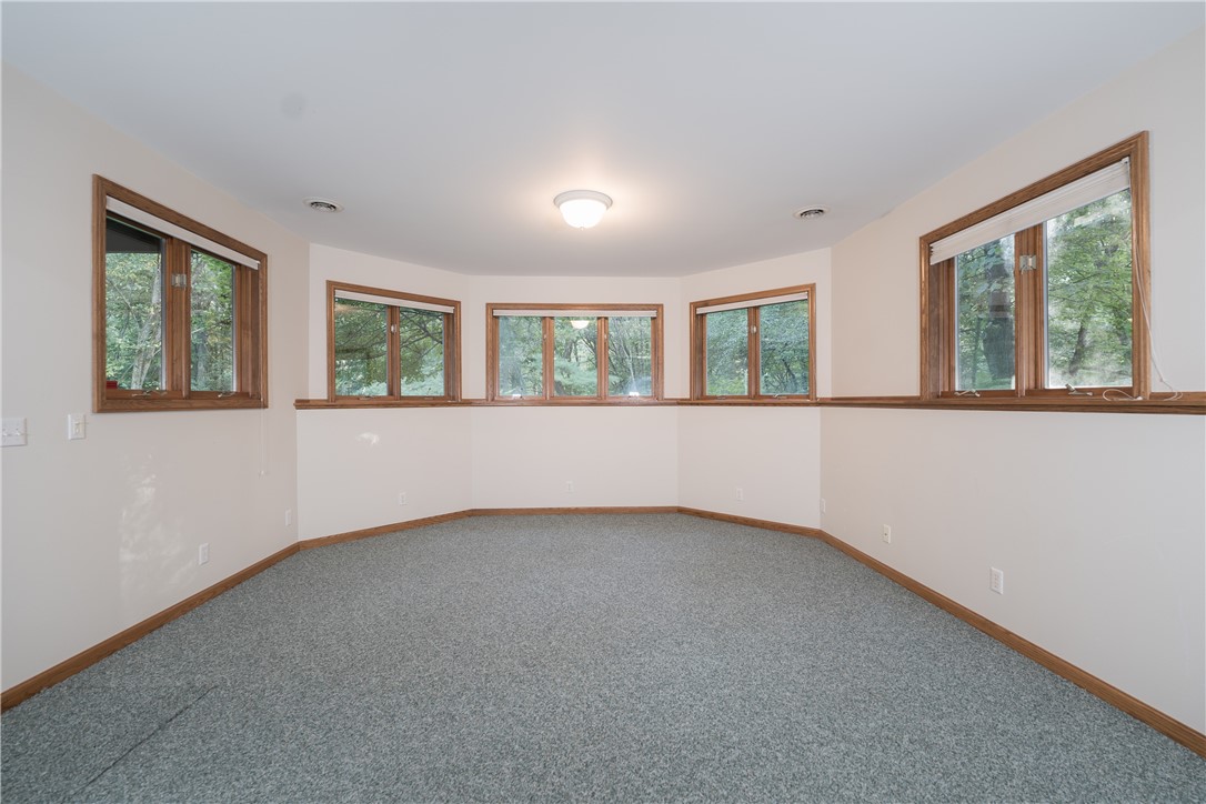 3867-Timber-Creek-Eau-Claire-WI-54701-5