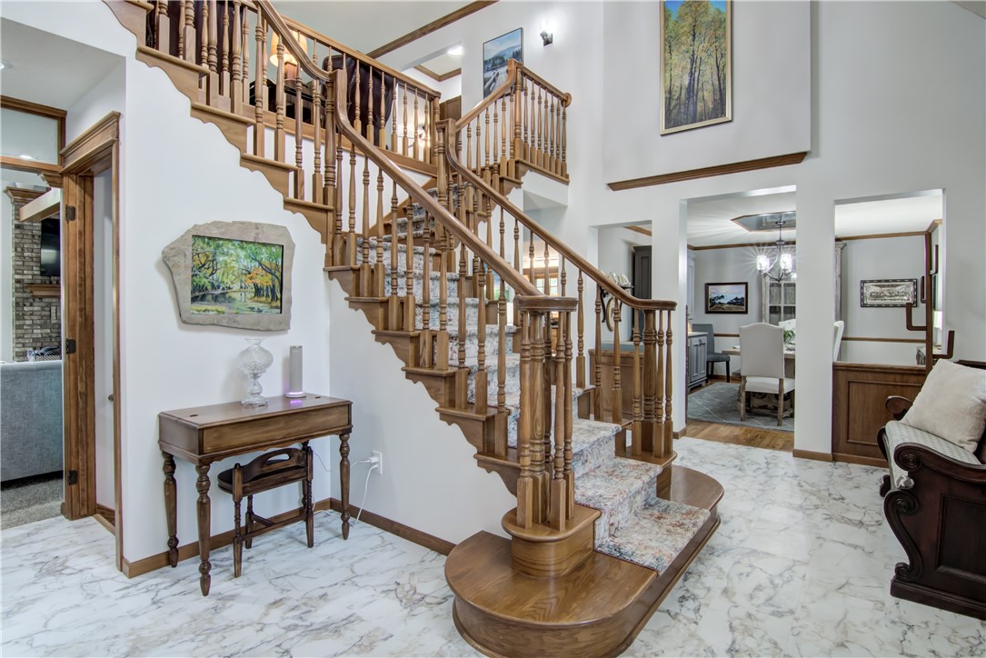 3920-Woodcrest-Eau-Claire-WI-54701-6