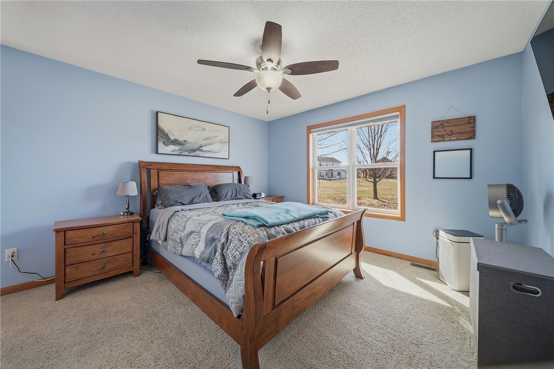 4110-Mill-Run-Eau-Claire-WI-54703-2