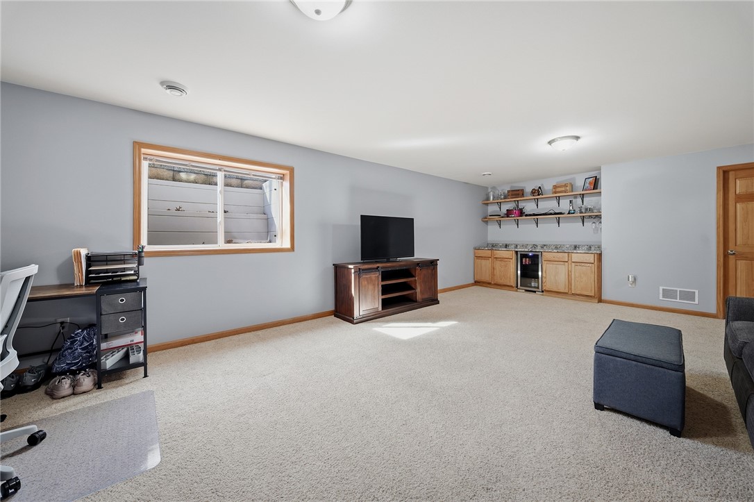 4110-Mill-Run-Eau-Claire-WI-54703-6