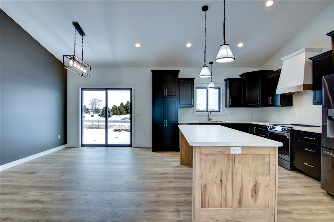 4160-Lasalle-Eau-Claire-WI-54703-1