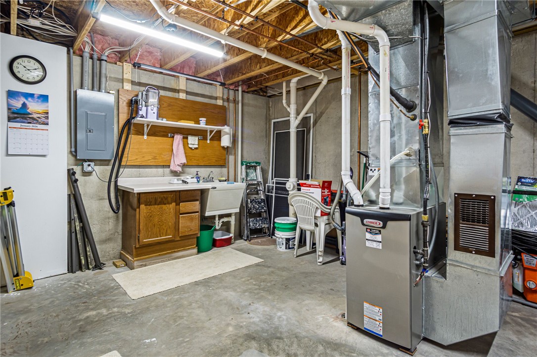 4325-Hamilton-Eau-Claire-WI-54701-6