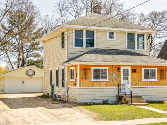 453 N Glendale Avenue, Tomah, WI