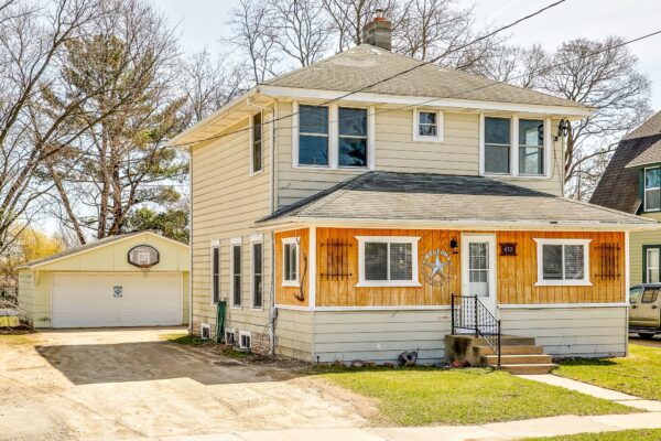 453 N Glendale Avenue, Tomah, WI