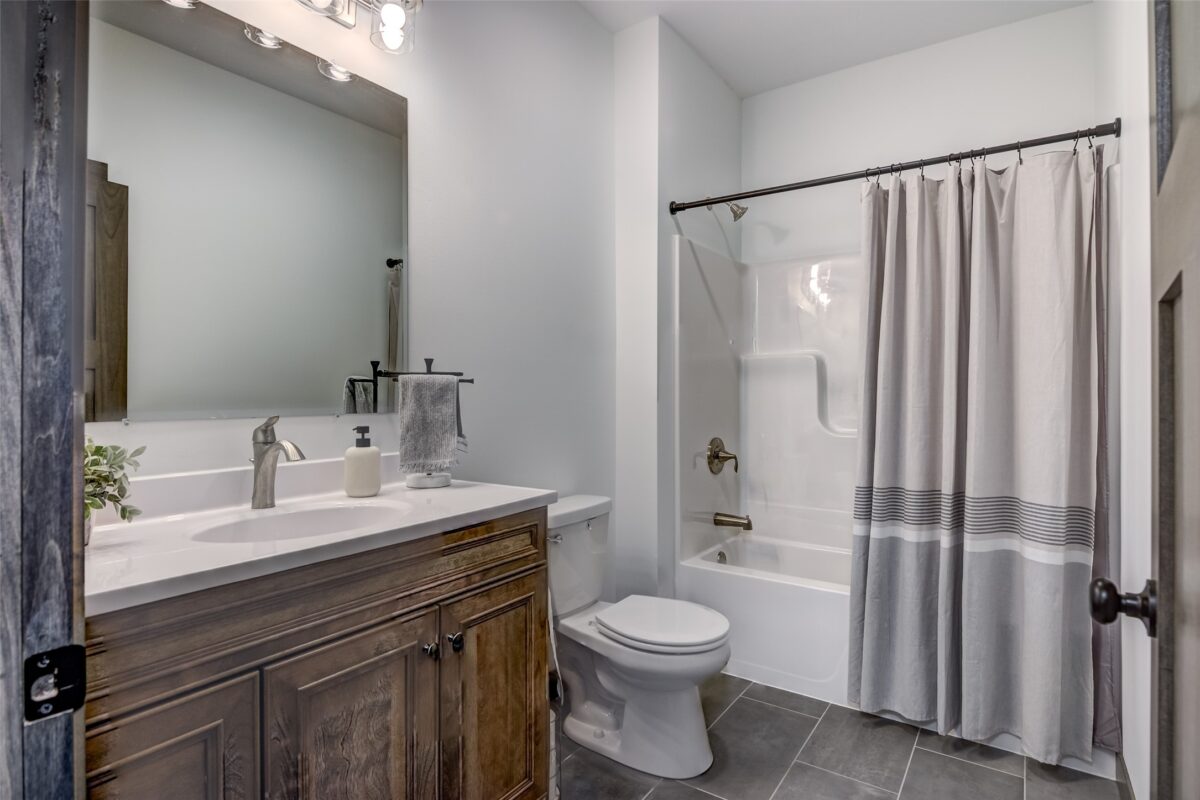 4604 Village Terrace Court  Eau Claire WI 54702 — photo 10