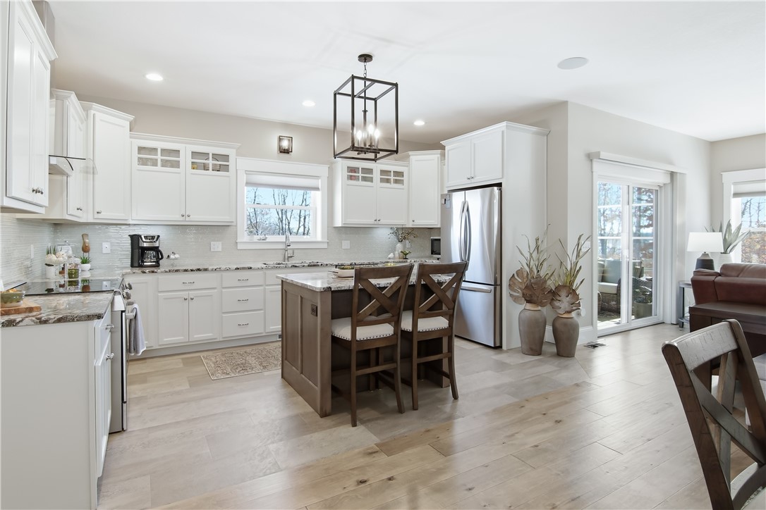 4615-Oakwood-Hills-Eau-Claire-WI-54701-2