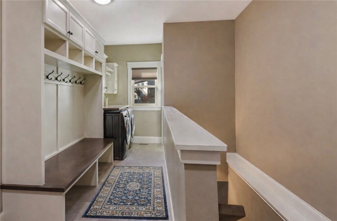 4615-Oakwood-Hills-Eau-Claire-WI-54701-7