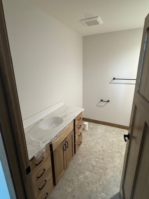 4901-Woodland-Park-Eau-Claire-WI-54701-3