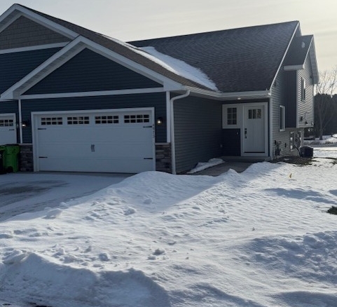 Residentialhouse for sale picture with an address of  4973 Woodland Park Drive in Eau Claire and a list price of 352900